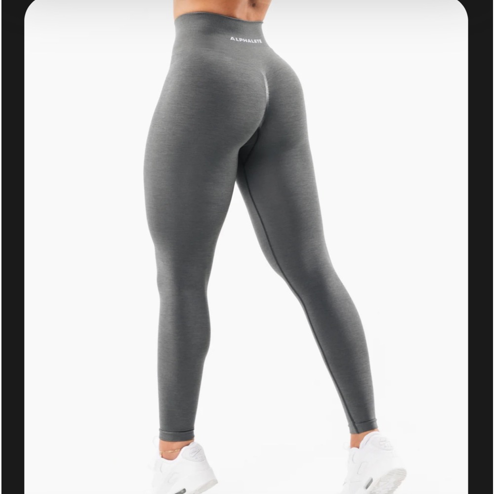 Alphalete Amplify